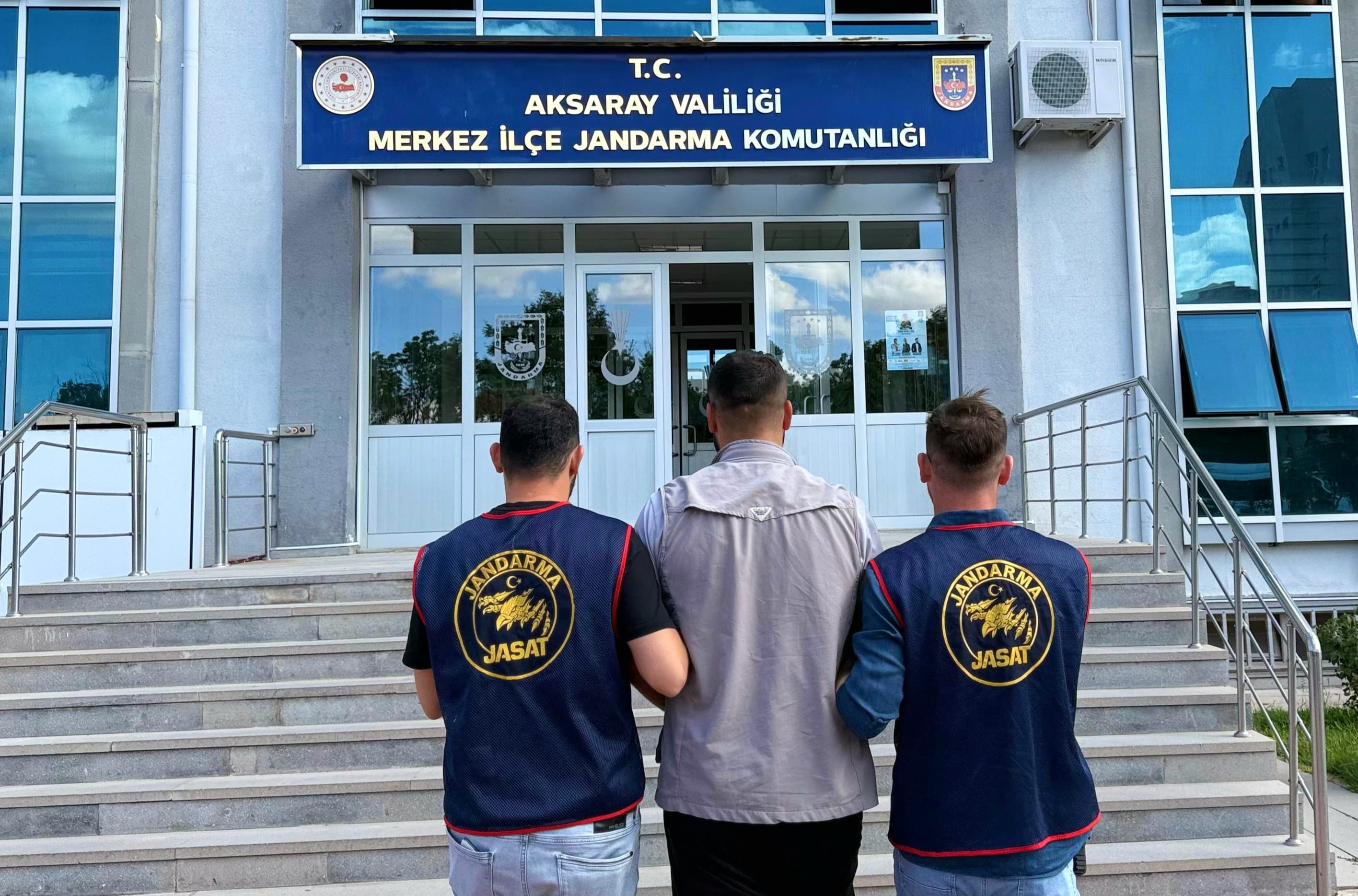 Aksaray'da Uyuşturucu Taciri Yakalandı: 9 Yıl Hapis Cezası Bulunan Şahıs Tutuklandı